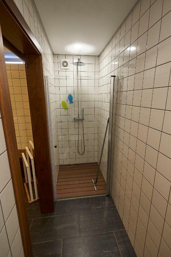 فيلا Casa Do Vizinho Porto Judeu المظهر الخارجي الصورة